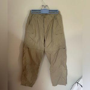North Face Cargo Outdoor Fishing Women’s Pant Zips into Shorts.